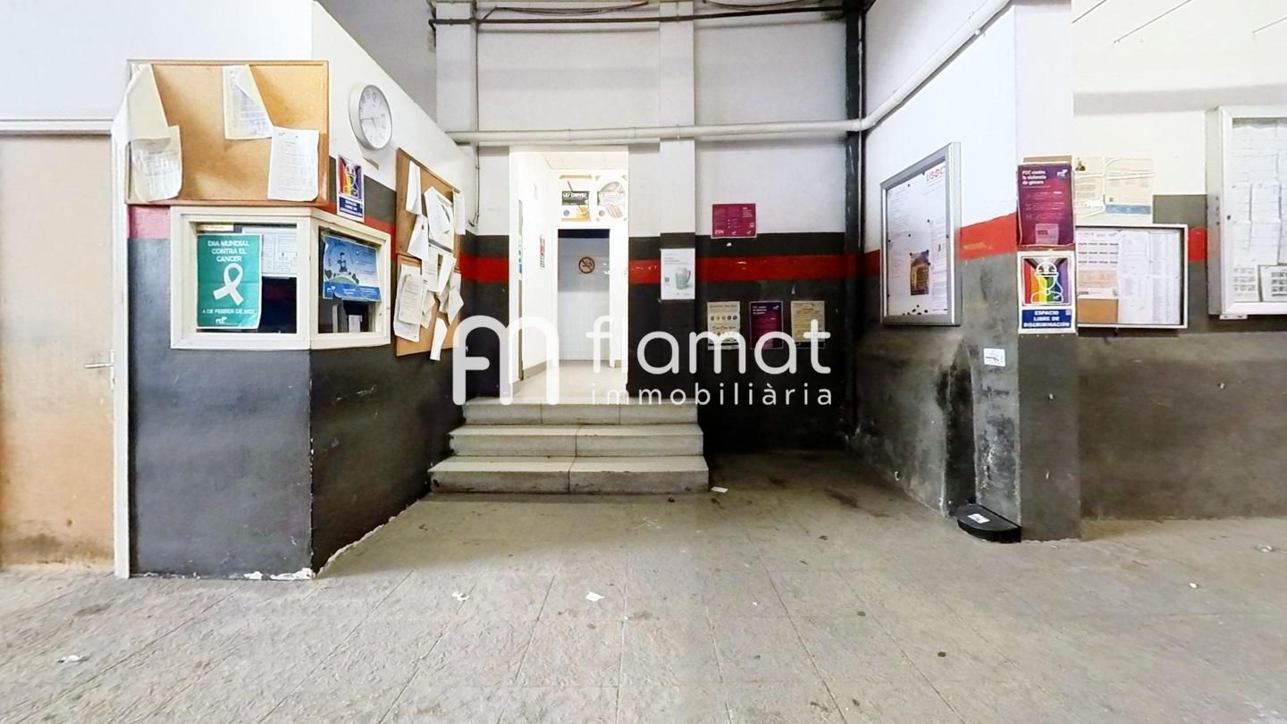 locales-comerciales en tarragona · carrer-de-l'assalt-7-43003 250000€
